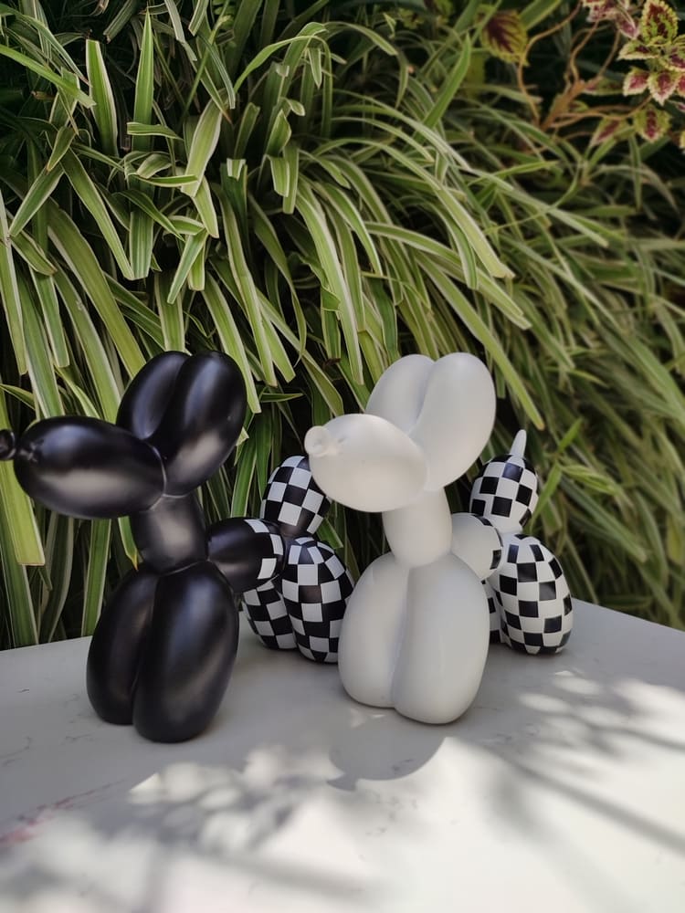 TSH Ballon Dog Décor. Animal Figurine. Art Sculpture (Black & White)
