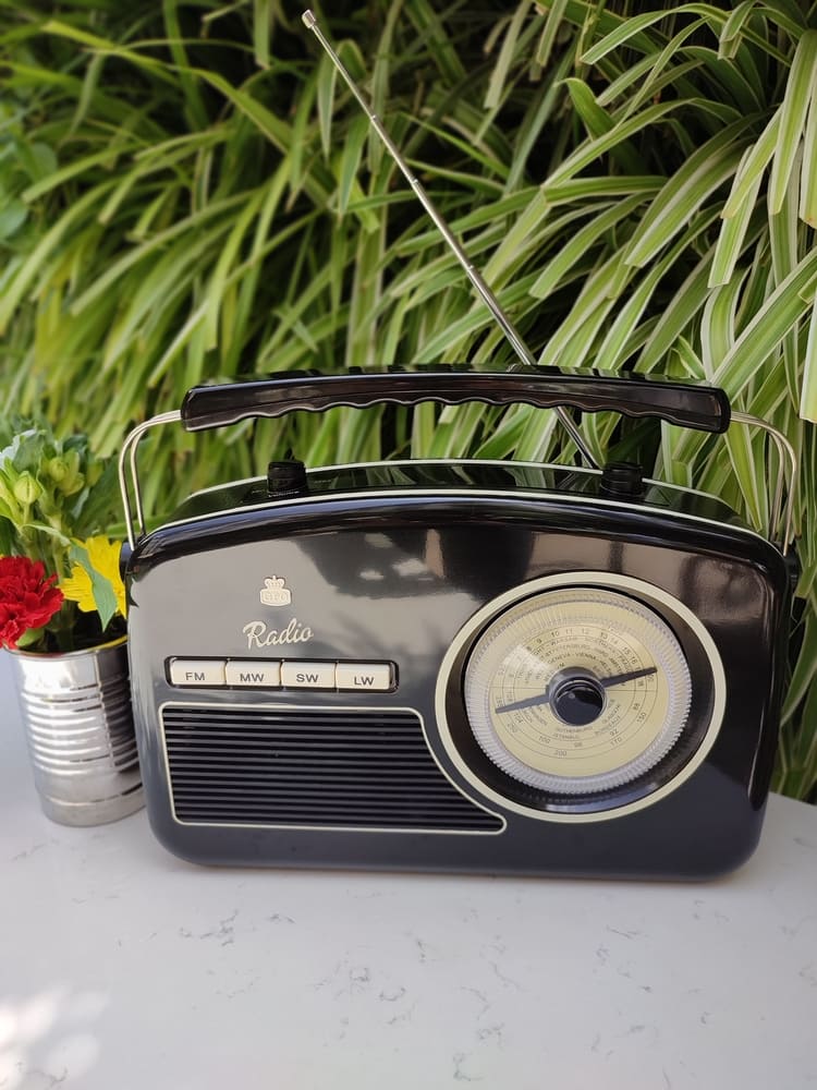 TSH Gpo Rydell Four Band Radio A 1950s style Retro Radio.Analogue - image 2
